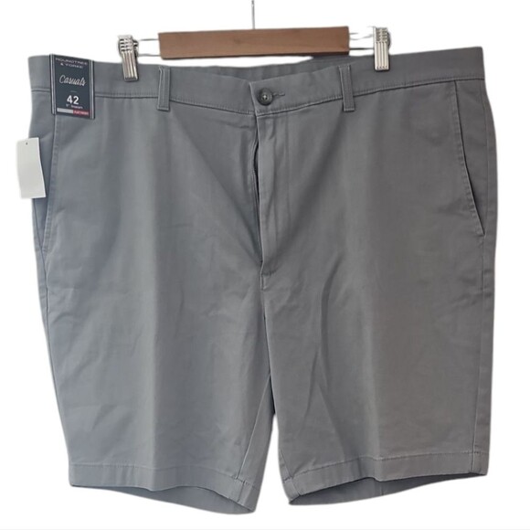 Roundtree & Yorke NWT Casual Shorts Sz 42 9” Inseam Gray Men’s Chino Stretch - Picture 1 of 12